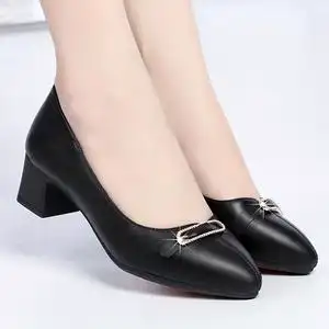 时尚黑色皮鞋秋款女图片