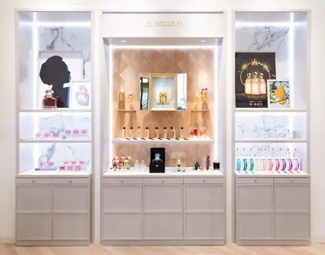 图8-法国娇兰深圳首家精品香水概念店奢华优雅空间为带给挚爱娇兰的