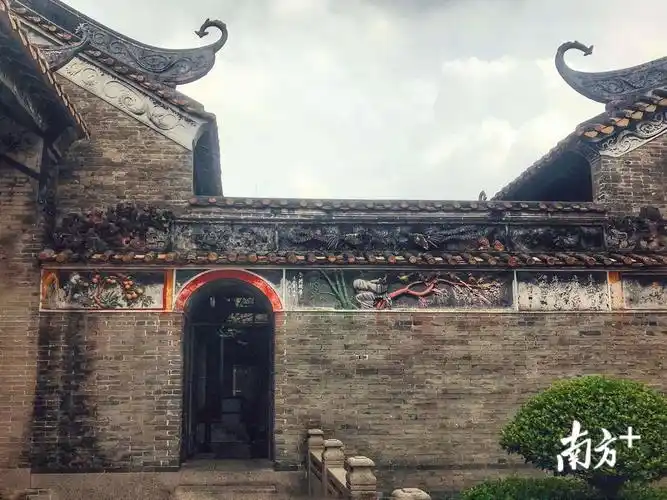 霍氏大宗祠品味传统岭南味道