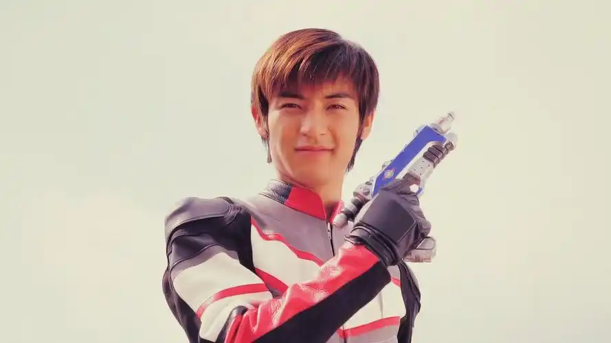 p data-id="gnsq3t9bn8">飞鸟信,日本特摄剧