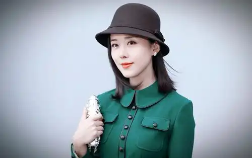 颜丹晨《浪花淘尽》热拍 首演反派尽显曼妙身姿