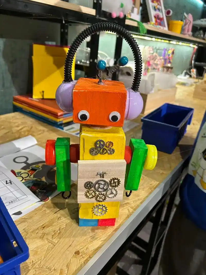 手工木质机器人diy#手工diy #制作机器人手工 - 抖音