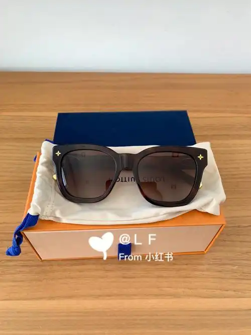lv太阳眼镜