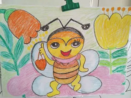 彩虹班砂纸画《春天里的小蜜蜂》 ――寨里镇中心幼儿园