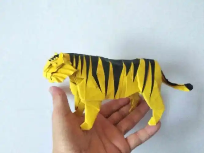 现代折纸欣赏两只老虎