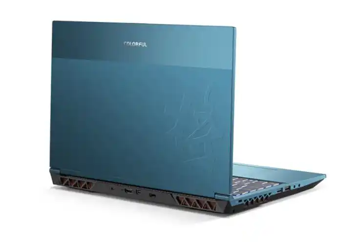 七彩虹将星 x15 at 笔记本今日开售