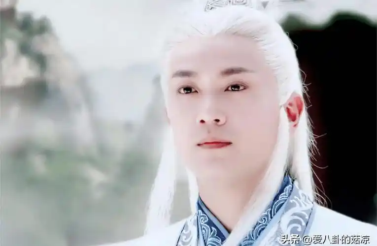 盘点十位古装白发美男,高伟光,朱一龙,杨洋上榜,哪位最惊艳?