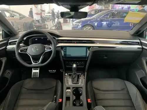 大众cc最新款怎么样大众越野2021最新款