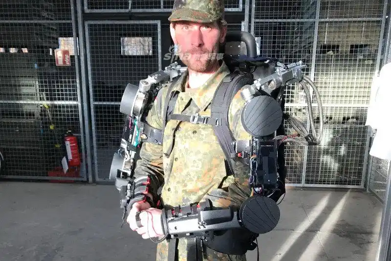 顾头不顾腚?德军测试单兵外骨骼仅有上半身