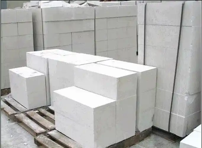 浪费,如今流行加气砖,冬暖夏凉还抗震