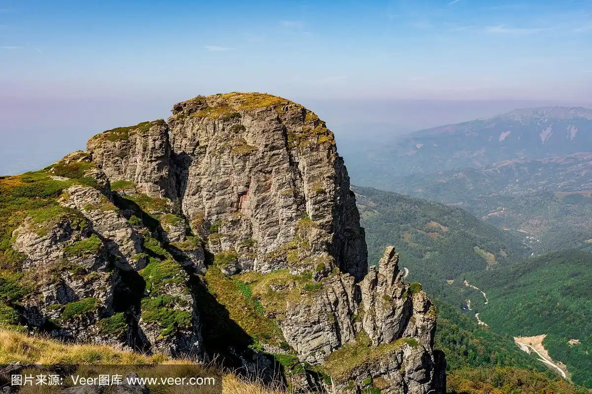 babin zub (the grammather s tooth)是斯达拉平原(巴尔干山脉)最