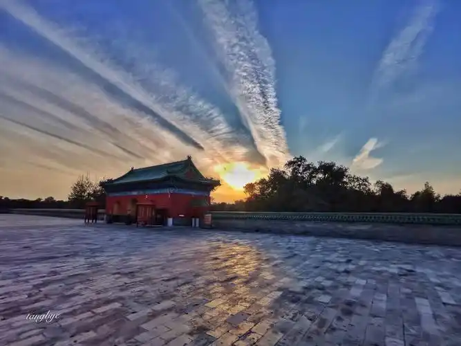 夕阳西下北京天坛景色秀美 - 唐八爷 - 图虫