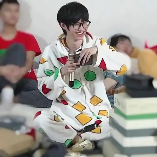 成都ag超玩会一诺