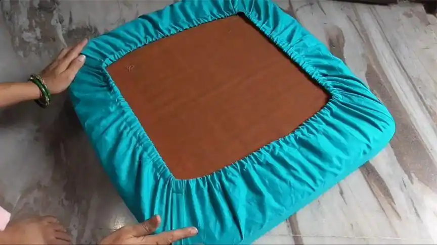 自制沙发套,教你省钱好方法,裁剪缝制也很简单,还能做个床罩