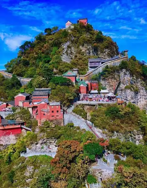 什么季节去武当山旅游景点