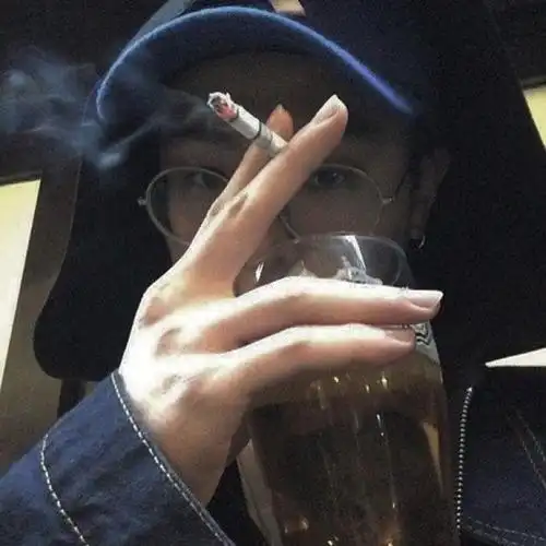 生而为人吸烟我很抱歉