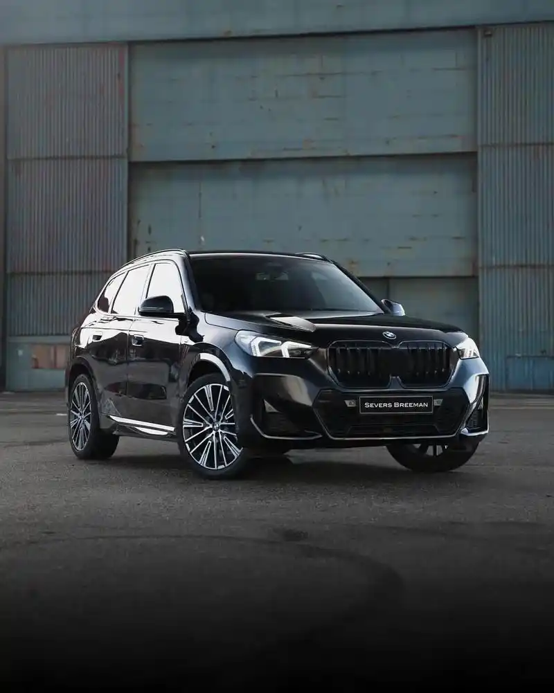 2023全新一代宝马x1黑武士