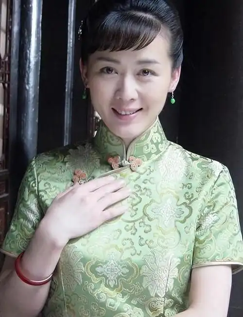 女演员李琳:嫁大10岁导演不幸福,再嫁二婚李大双,如今苦尽甘来