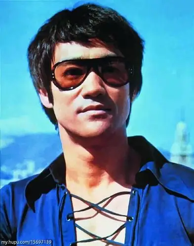 为什么弹丸之地的港台总能引领大陆的潮流? 3亮29回复