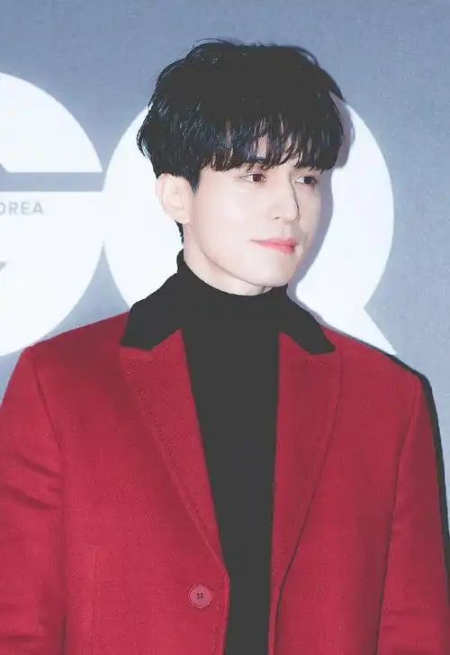 李栋旭,韩国明星,明星李栋旭活动照