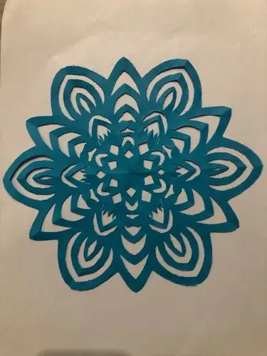 宅家学习要努力 办个比赛添乐趣 - -三年级轴对称图形设计大展.