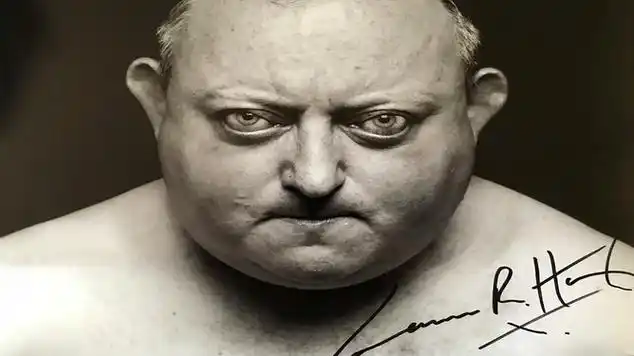 人体蜈蚣三部曲最恶心的一部人体蜈蚣2