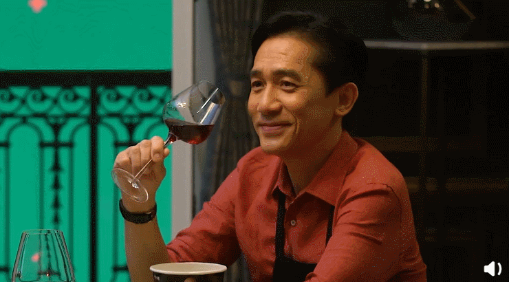 花式眼神杀,一秒变脸……看过预告片后芭姐不禁感叹梁朝伟真的太会演