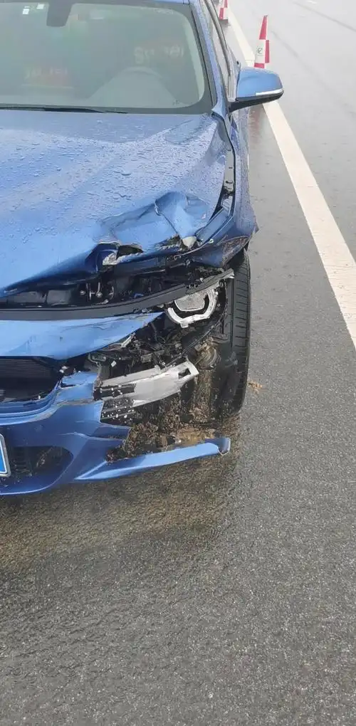 宝马三系高速事故后感想_宝马3系车友圈_懂车帝