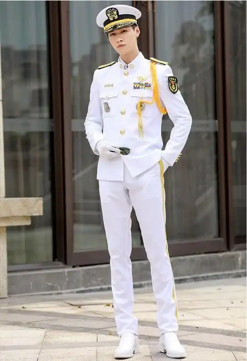 美国海军军官商人穿着白色制服的海军军服军装