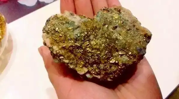 5克,锎金属:启动核反应堆的钥匙