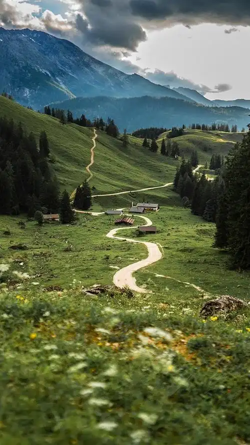 夏天,村庄,房屋,道路,山谷 4k