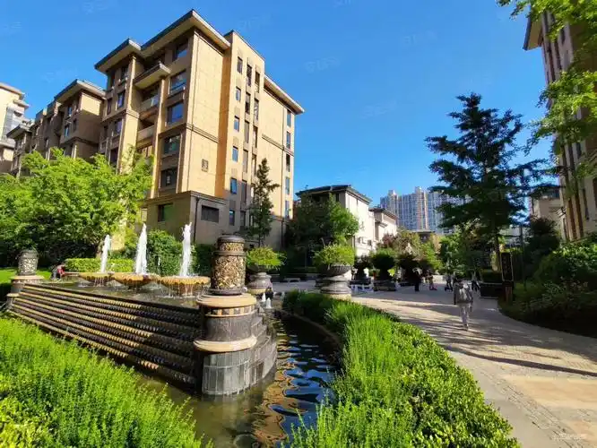 网>西安二手房>曲江新区二手房>北池头二手房>曲江公馆和园(别墅)>