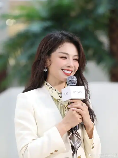 刘涛西安路透生图##刘涛的未修原图