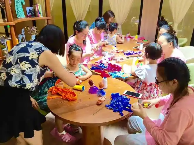 【emile妈咪课堂】炎炎夏日,从花艺手工中寻一处内心的阴凉