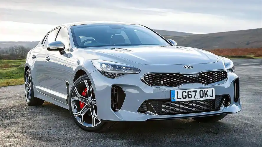 2022款起亚斯汀格来了,颜值比奥迪a7还高,还要啥奥迪a8宝马6系