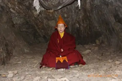 佛母王逍(法名白玛卓嘎)