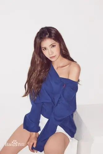 明星 参与团队:鹿晗粉丝团  展开全部 韩国女团 stellar 成员:全侑莉