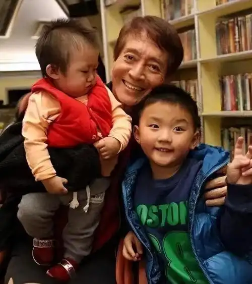 回顾香港反派演员:都是童年的阴影,真不敢相信他们越老越面善了