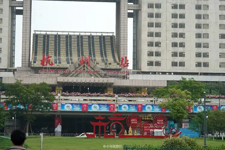 中国最郁闷火车站曾为杭州地标性建筑如今把不少游客弄混淆