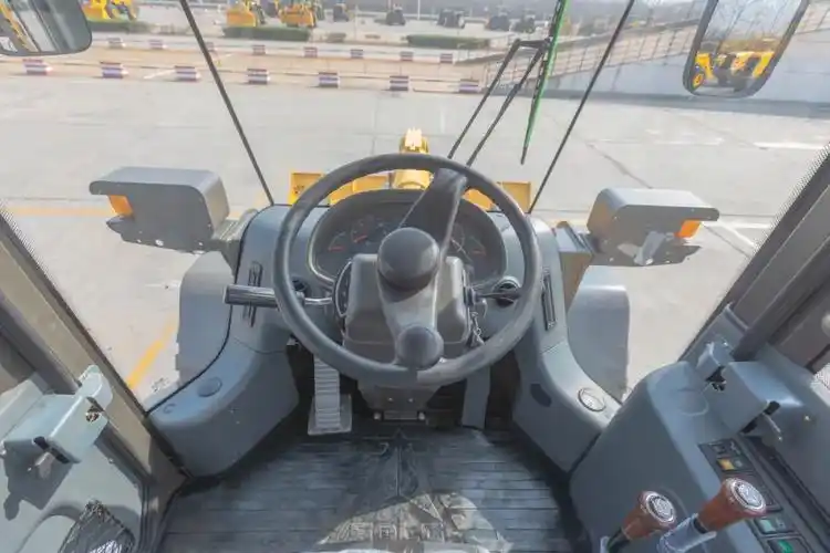 皮实耐用高效经济山东临工l955he国四装载机