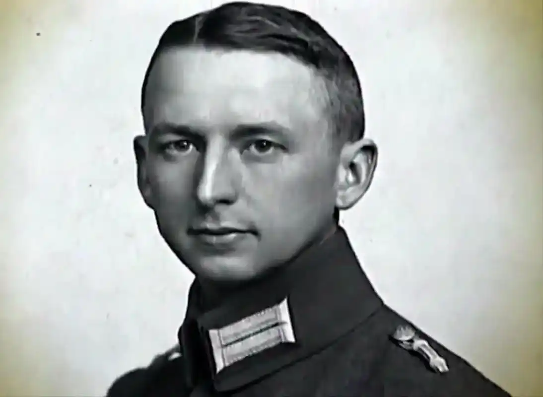 "纳粹三杰"之首曼施坦因是因何成为苏联元帅朱可夫敬重的对手?