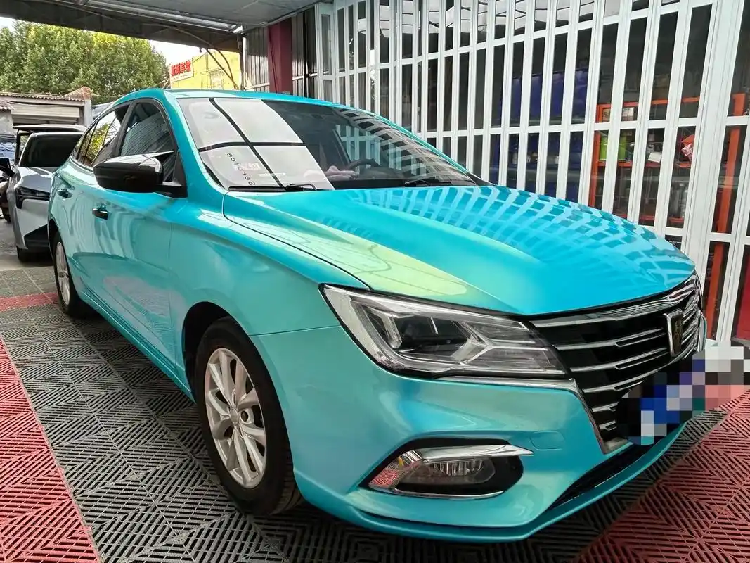 荣威i5车身改色贴膜(幻彩珊瑚冰雪蓝) #车身改色贴膜 #荣 - 抖音