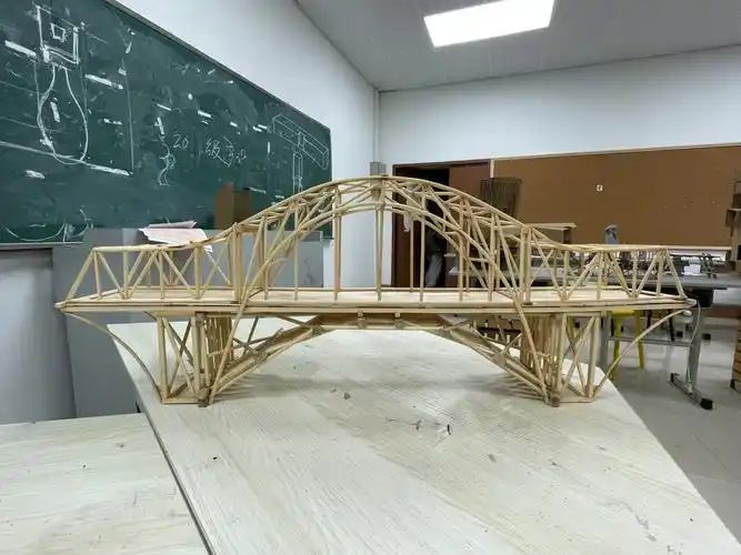 桥梁模型结课出掉啦