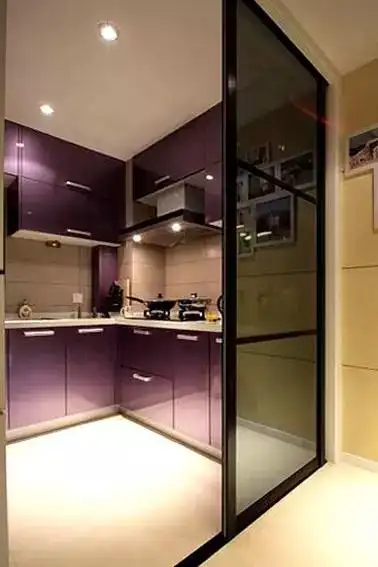 厨房推拉门尺寸与折叠门尺寸有一个共同的特点,那就是不确定性