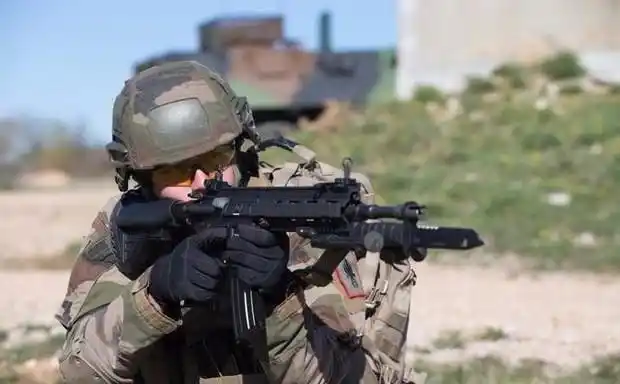 法国hk416f步枪用的刺刀是什么型号的?