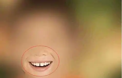 下巴为地阁重要的组成部分,代表了一个人的蓄财能力,以及家庭运和晚年