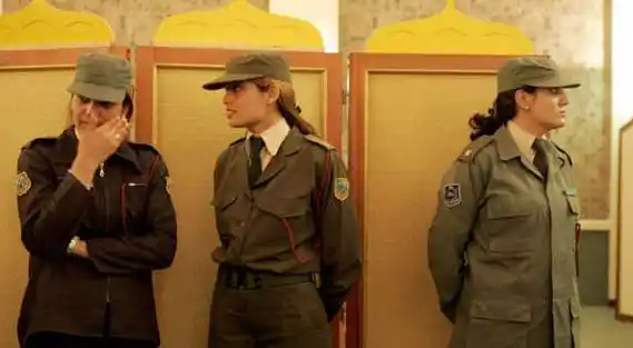 揭秘卡扎菲身边的女保镖