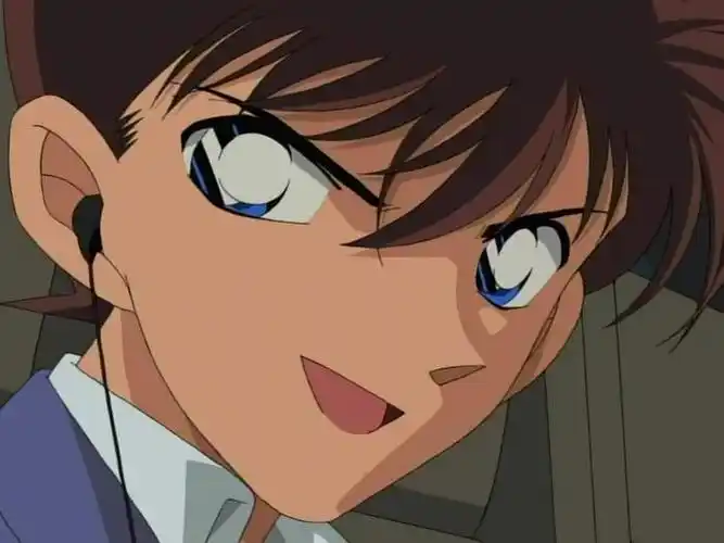 早期的画风好喜欢啊这时候的工藤新一是真的帅啊