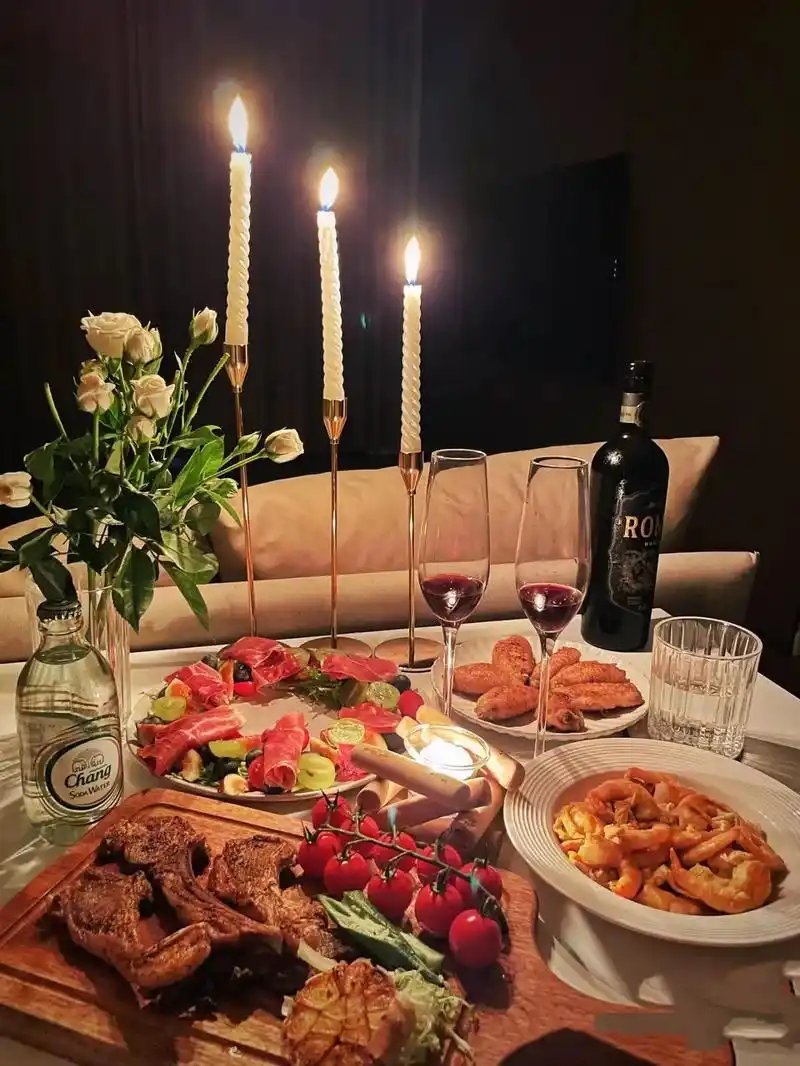 七夕,来一场属于我们的烛光晚餐!浪漫,从来都是生活的必需品! - 抖音