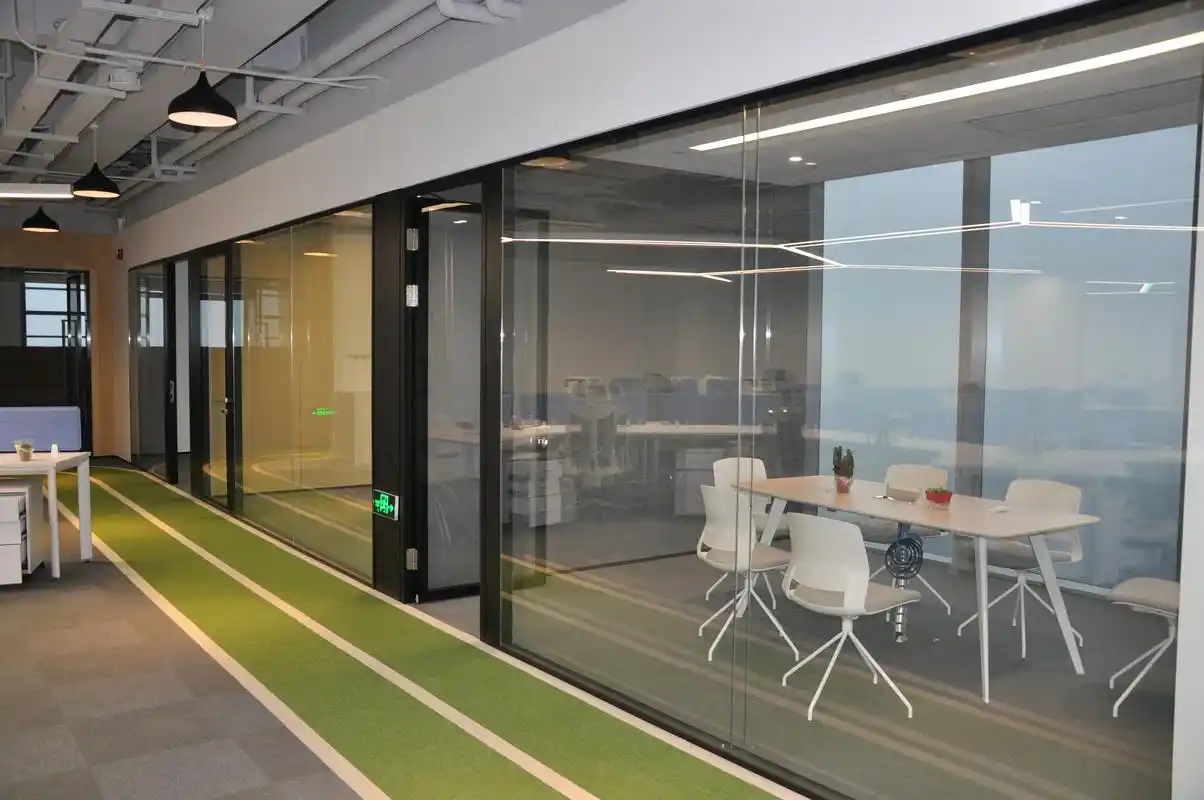 双玻内置百叶玻璃隔断